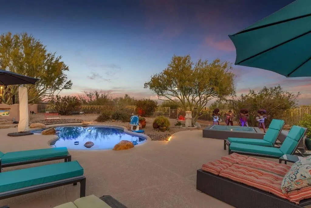 Desert Retreat With Dream Backyard スコッツデール