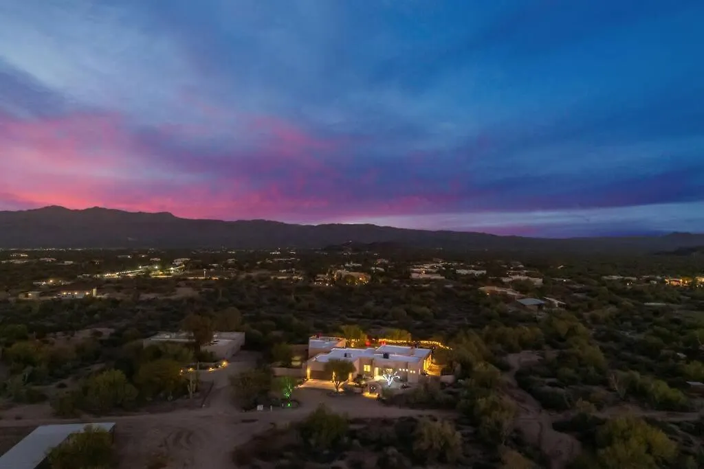 Desert Retreat With Dream Backyard スコッツデール