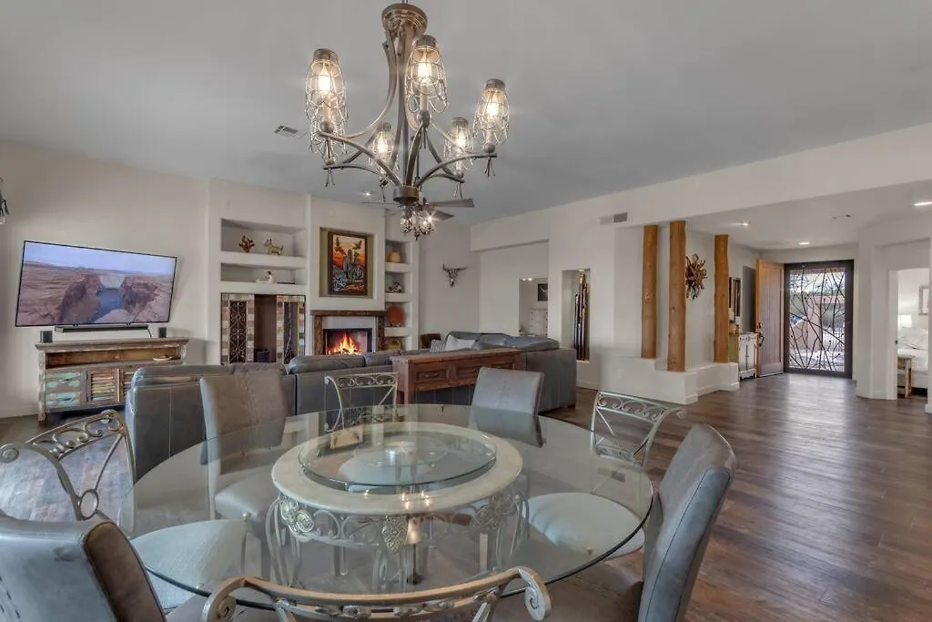 بيت للعطل Desert Retreat With Dream Backyard سكوتسدايل