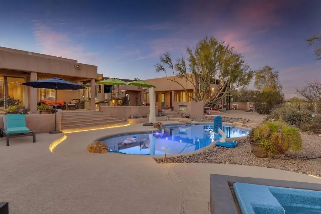 Desert Retreat With Dream Backyard سكوتسدايل 0*,  الولايات المتحدة الأمريكية